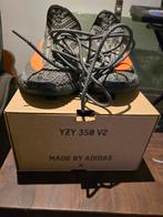 Yeezys boost 350 V2 Dark Beluga maat 43,5, Ophalen of Verzenden, Zo goed als nieuw