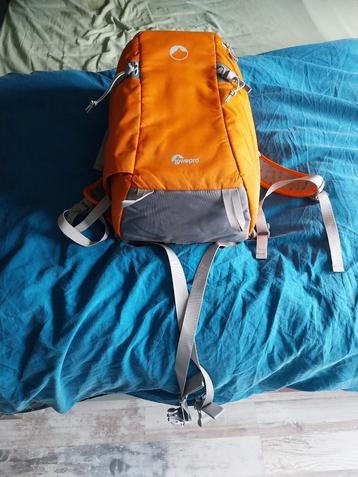 Lowepro Flipside Sport 15L AW Oranje/Grijs Oranje beschikbaar voor biedingen