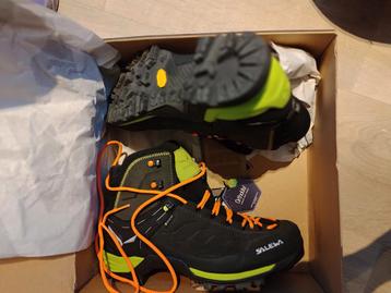 Nieuwe Salewa Mountain Trainer - Maat 42 beschikbaar voor biedingen
