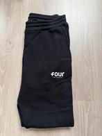 FOUR Amsterdam, Ophalen, Zo goed als nieuw