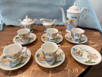 Antiek Japans Theeservies beschikbaar voor biedingen