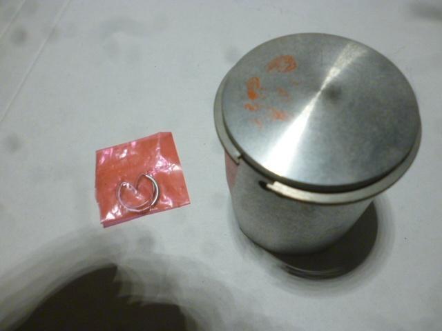 nieuwe zuiger compleet, Fietsen en Brommers, Brommeronderdelen | Algemeen, Nieuw, Cilinder, Ophalen of Verzenden