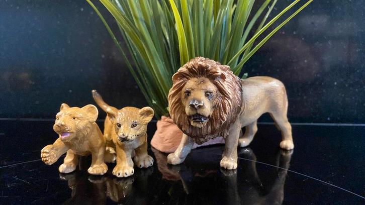 Schleich Vintage Wildlife: Leeuwen, Verzamelen, Dierenverzamelingen, Zo goed als nieuw, Beeldje of Figuurtje, Paard, Ophalen of Verzenden