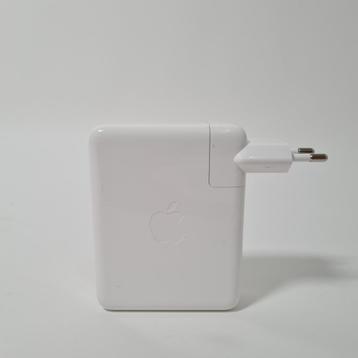 Apple 140Watt USB-C Power Adapter beschikbaar voor biedingen