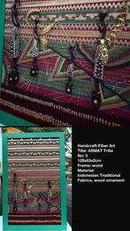 Handgemaakt Indonesisch Textielkunstwerk, Ophalen