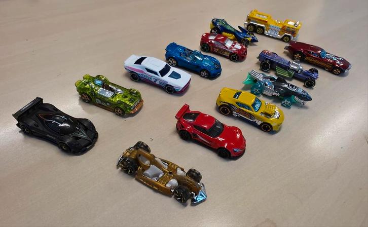 Hotwheels Mattel auto en motor 31 stuks, Kinderen en Baby's, Speelgoed | Speelgoedvoertuigen, Gebruikt, Ophalen of Verzenden