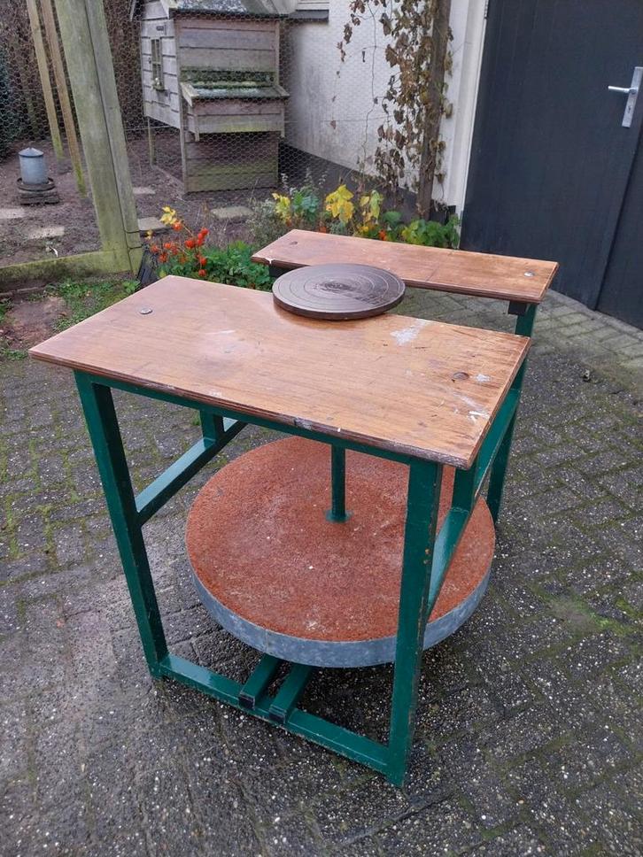 Degelijke schopschijf, draaischijf voor pottenbakken., Hobby en Vrije tijd, Pottenbakken, Gebruikt, Ophalen