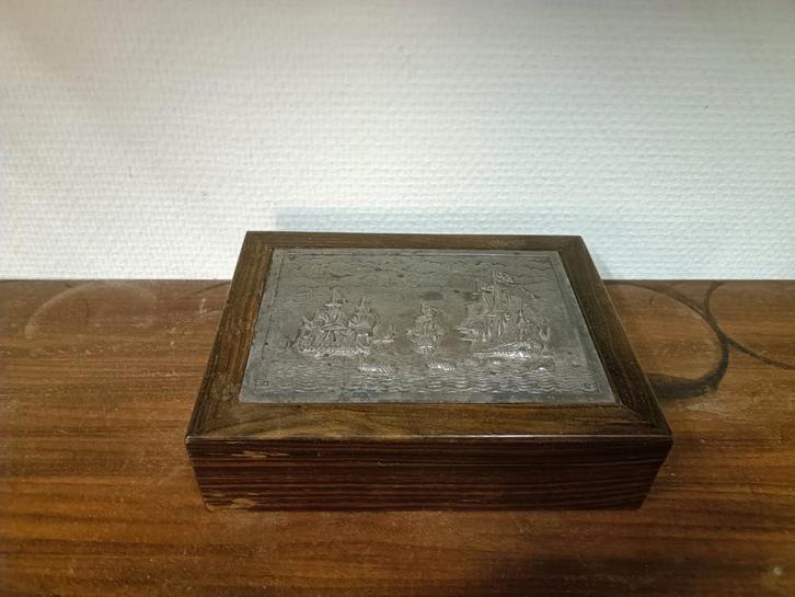 Antiek Houten Doosje met Schepen, Antiek en Kunst, Antiek | Tin, Ophalen of Verzenden