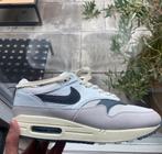 Nike air max 1 light bone iron grey 45, Ophalen of Verzenden, Zo goed als nieuw, Overige kleuren