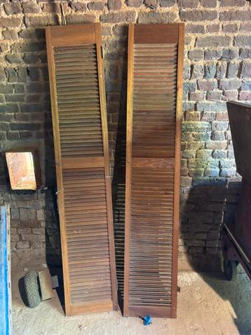 Vintage houten louvre deuren / shutterdeuren – set van 2 beschikbaar voor biedingen