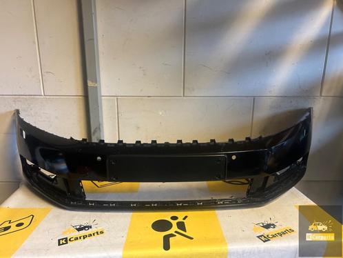 Volkswagen Passat B7 3AA Voorbumper 6PDC KLS 3AA807221, Auto-onderdelen, Carrosserie en Plaatwerk, Bumper, Volkswagen, Voor, Gebruikt