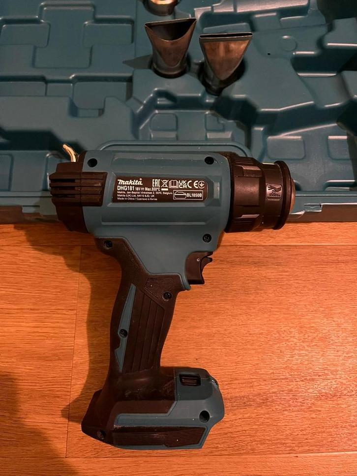 Makita DHG181 18v hitte gun/Föhn in nieuwstaat, Doe-het-zelf en Verbouw, Gereedschap | Boormachines, Zo goed als nieuw, Boormachine
