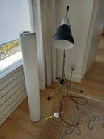 Zwarte lamp gratis op te halen 9 mei, Ophalen, Zo goed als nieuw