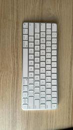 Apple magic keyboard, Computers en Software, Ophalen of Verzenden, Zo goed als nieuw