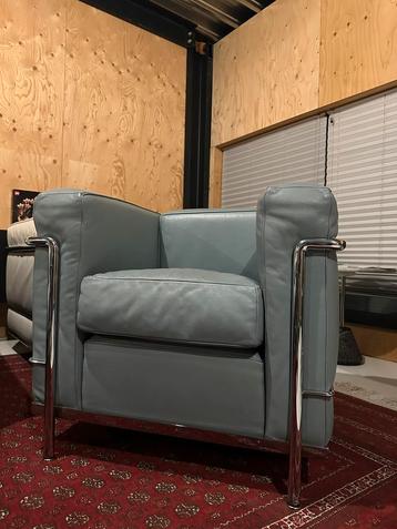 Cassina LC2 Le Corbusier. Design fauteuil.  beschikbaar voor biedingen