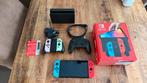 Nintendo switch oled + extra controllers, Spelcomputers en Games, Ophalen of Verzenden, Zo goed als nieuw, Switch OLED