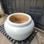 Stevige bloempot, Ophalen, Zo goed als nieuw, Rond, 25 tot 40 cm