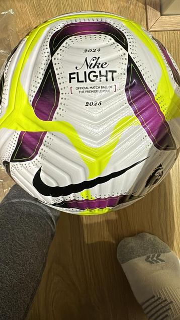 Nieuwe Nike Flight originele premier league voetbal beschikbaar voor biedingen
