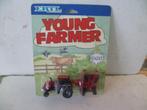 Ertl 1987 Young Farmer Tractor Case International  1:64., Ophalen of Verzenden, Nieuw, Tractor of Landbouw