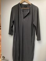 Ophilia Grijze Jurk - Maat 44 46, Kleding | Dames, Jurken, Maat 42/44 (L), Ophalen of Verzenden, Zo goed als nieuw, Grijs