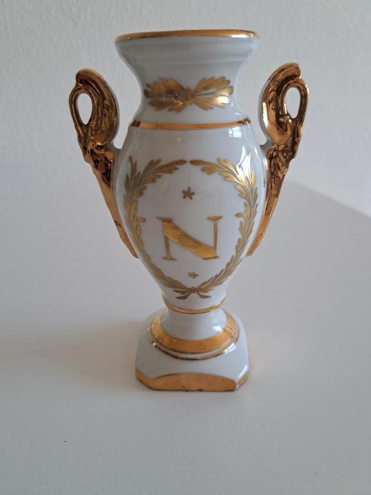 Vintage Frans Napoleon Vaasje - Nieuwstaat, Antiek en Kunst, Antiek | Porselein, Ophalen of Verzenden