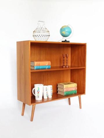 Vintage Deens teak boekenkast beschikbaar voor biedingen