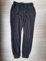 AvD 1235 Donkergrijze Hema joggingbroek maat 146/152, Broek, Gebruikt, Ophalen of Verzenden, Hema