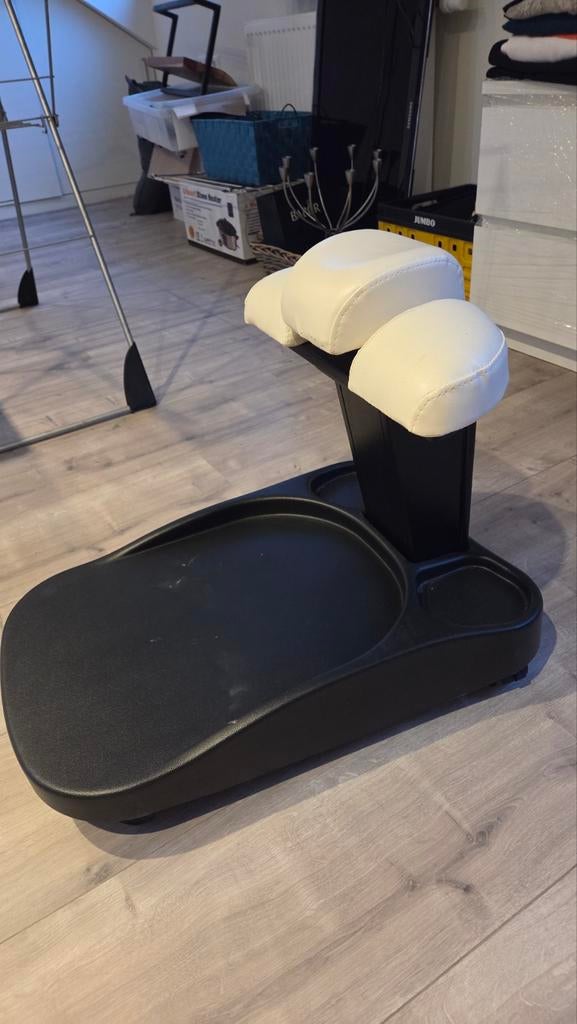 Verrijdbare & verstelbare pedicure voetensteun, Huis en Inrichting, Stoelen, Zo goed als nieuw, Eén, Kunststof, Metaal, Zwart