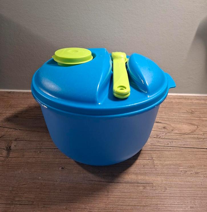 Tupperware Fris op weg 2 liter, salade lunchbox, Huis en Inrichting, Keuken | Tupperware, Zo goed als nieuw, Ophalen of Verzenden
