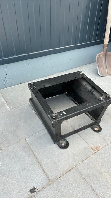console onderbak voor stoel renault master opel movano  beschikbaar voor biedingen