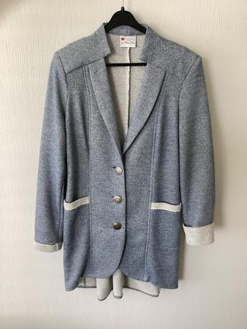 Jasje/Vest merk: Helena Hart. Lichtblauw tricot maat 40/42 beschikbaar voor biedingen