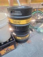 2 lege fusten uit Duitsland, Hobby en Vrije tijd, Ophalen, Gebruikt