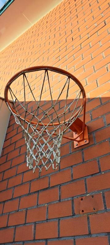 Basketbal rek te koop! beschikbaar voor biedingen