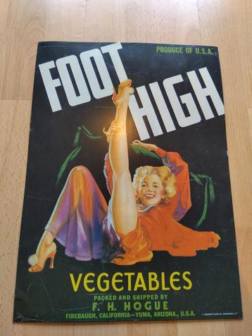 Vintage 'Foot High Vegetables' Reclamebord blik beschikbaar voor biedingen