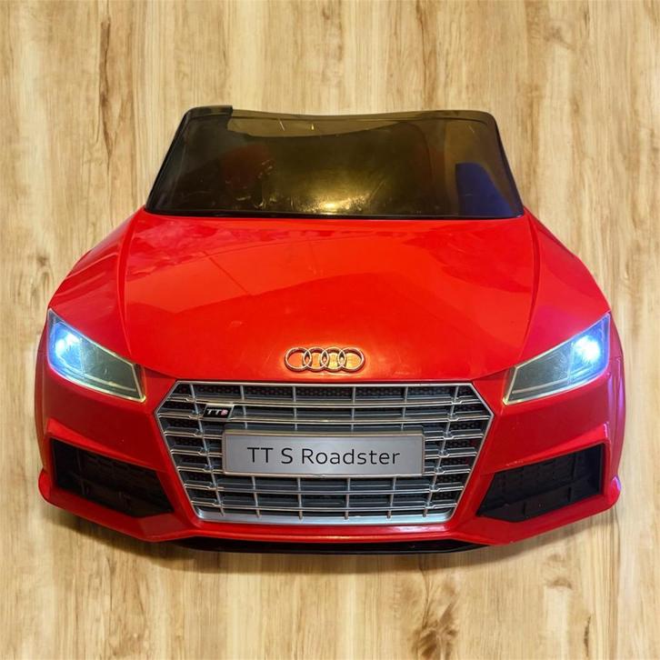 Kinderauto Audi, Kinderen en Baby's, Speelgoed | Buiten | Accuvoertuigen, Zo goed als nieuw, Ophalen of Verzenden