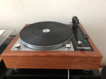 Thorens TD150 met Rega arm beschikbaar voor biedingen