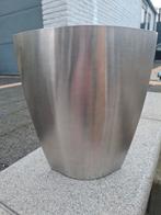 Vaas van geborsteld RVS, Antiek en Kunst, Ophalen of Verzenden