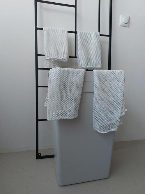2 hallbar luieremmers/wasmanden 35 ltr+ 4 wasnetten op maat, Kinderen en Baby's, Badjes en Verzorging, Zo goed als nieuw, Overige typen