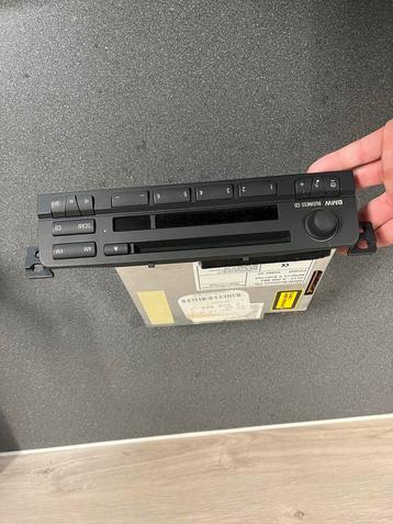 BMW 3 serie E46 Originele Radio beschikbaar voor biedingen
