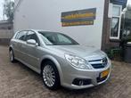 Opel Signum 2.2-16V Executive AUTOMAAT NW APK, Auto's, Gebruikt, 4 cilinders, Bedrijf, 1600 kg