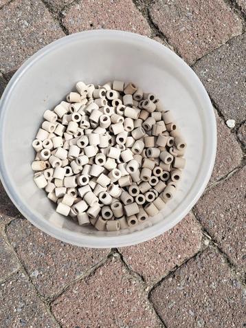 Keramische filterbuisjes als hoogwaardig biologisch filterma beschikbaar voor biedingen