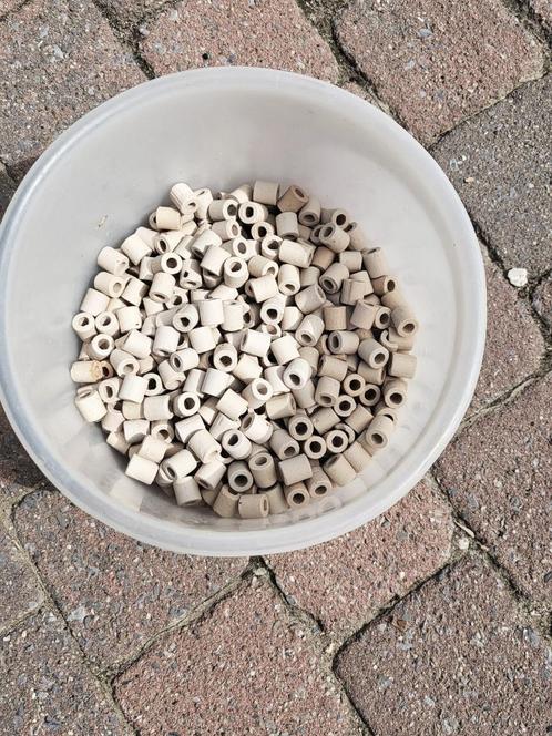 Keramische filterbuisjes als hoogwaardig biologisch filterma, Dieren en Toebehoren, Vissen | Aquaria en Toebehoren, Zo goed als nieuw