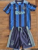 Ajax tenue maat 152, Sport en Fitness, Voetbal, Maat XS of kleiner, Ophalen of Verzenden, Gebruikt, Shirt
