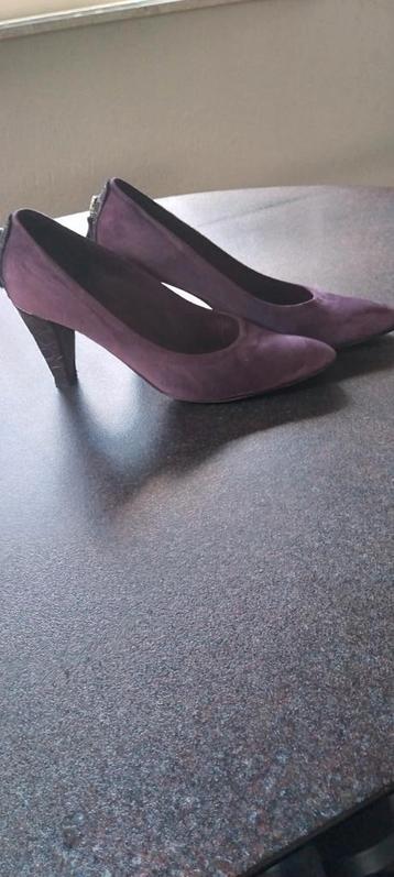 Paarse pumps maat 38.5 beschikbaar voor biedingen