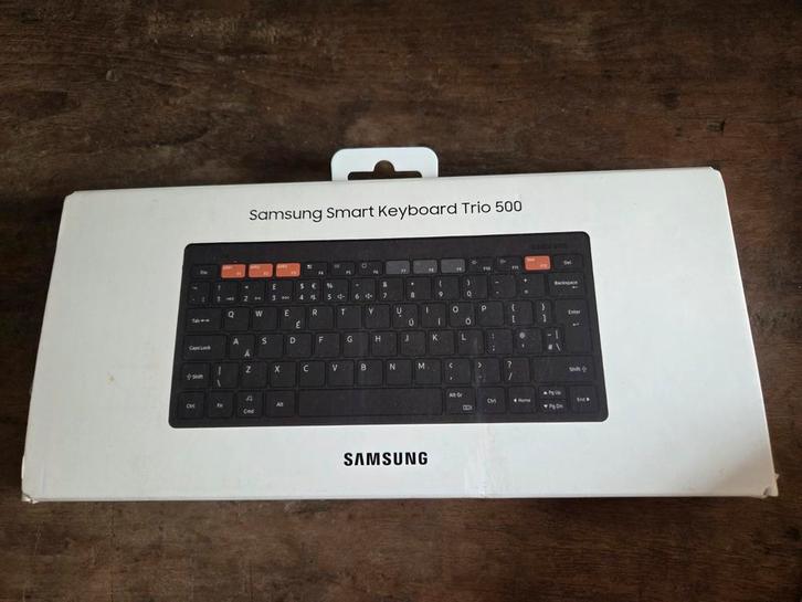 Samsung Smart Keyboard Trio 500 - Nieuw!, Computers en Software, Toetsenborden, Nieuw, Overige indelingen, Draadloos, Ophalen of Verzenden