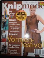 Knipmode november 2009 met extra patronenblad grote maten, Ophalen of Verzenden, Zo goed als nieuw, Vrouw, Knipmode