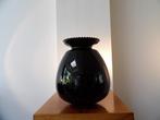 Art Deco Doyen Vaas, zwart opaline glas, Antiek en Kunst, Ophalen of Verzenden