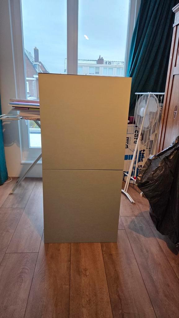 Ikea Besta Kasten (2 stuks), Huis en Inrichting, Kasten | Dressoirs, 50 tot 100 cm, 25 tot 50 cm, Ophalen