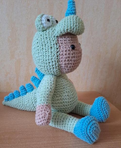 Gehaakte pop dino, Kinderen en Baby's, Speelgoed | Knuffels en Pluche, Nieuw, Overige typen, Ophalen of Verzenden