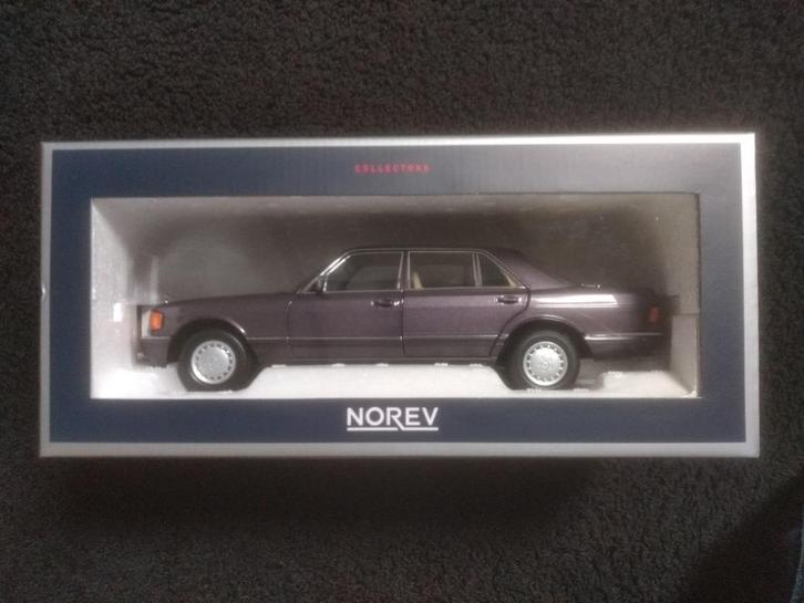 Mercedes Benz 560 SEL W126 purple/bornit Norev 1/18, Hobby en Vrije tijd, Modelauto's | 1:18, Zo goed als nieuw, Auto, Norev, Ophalen of Verzenden